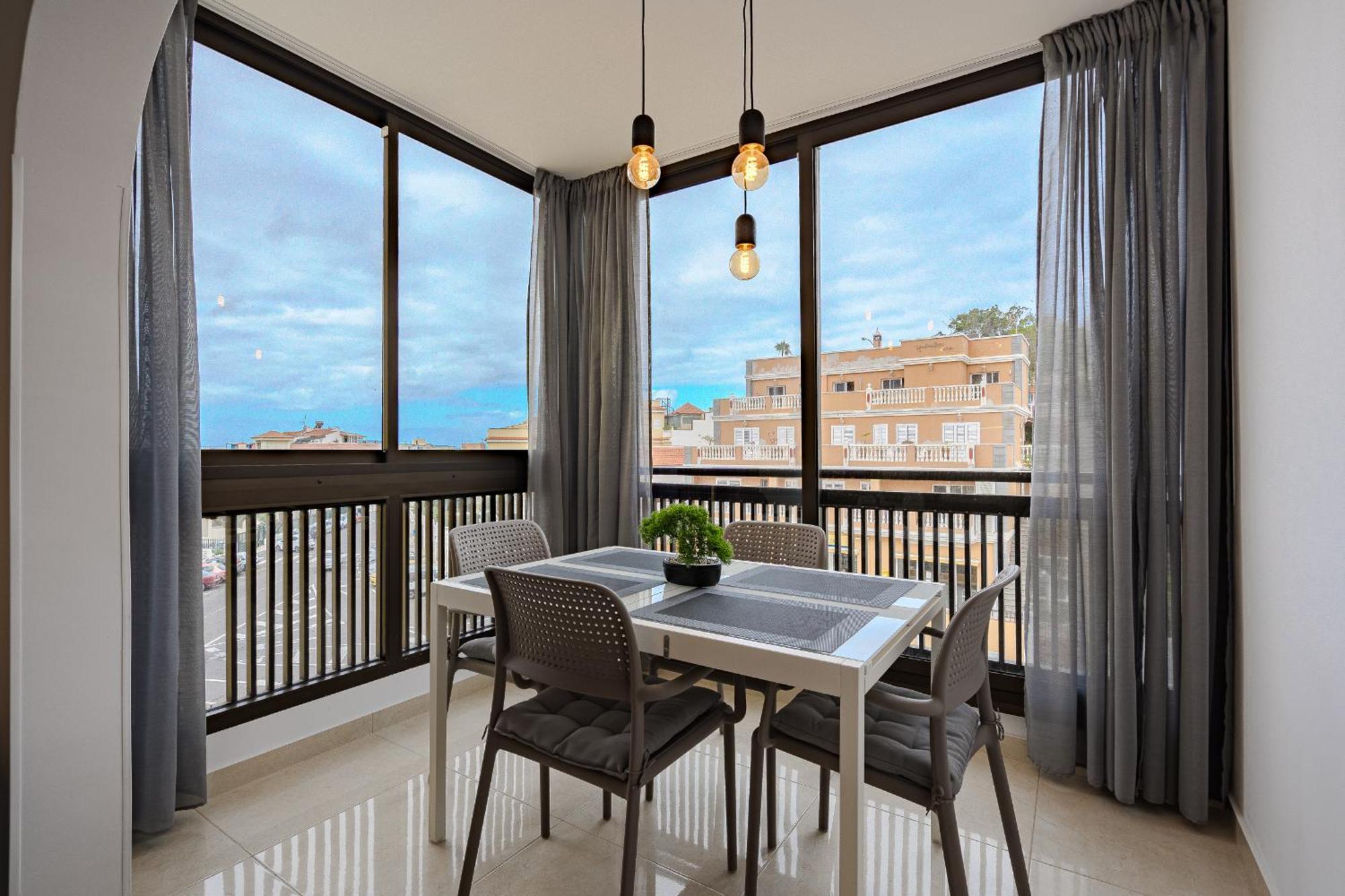 Verodal 2 Bedroom Apartment In Los Cristianos Арона Екстериор снимка