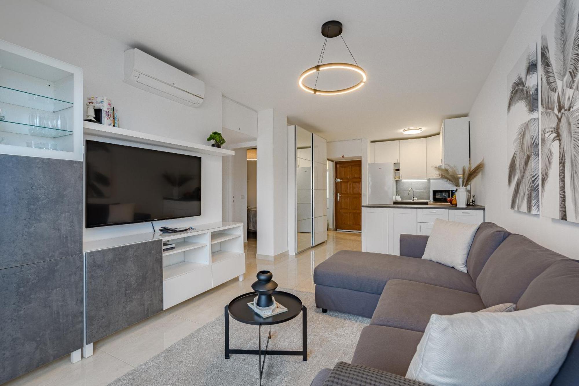 Verodal 2 Bedroom Apartment In Los Cristianos Арона Екстериор снимка